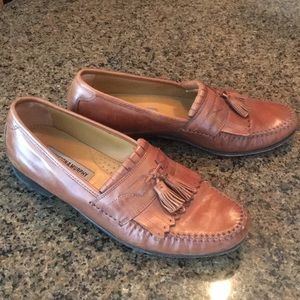 Johnston and Murphy tassel shows